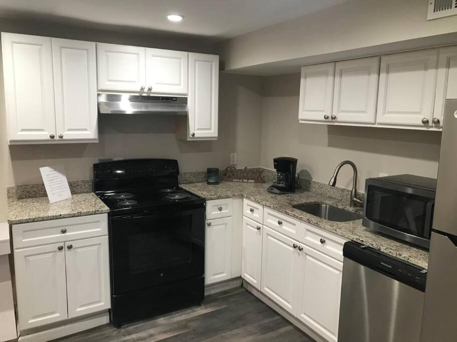 Elegant 1-br Silver Spring