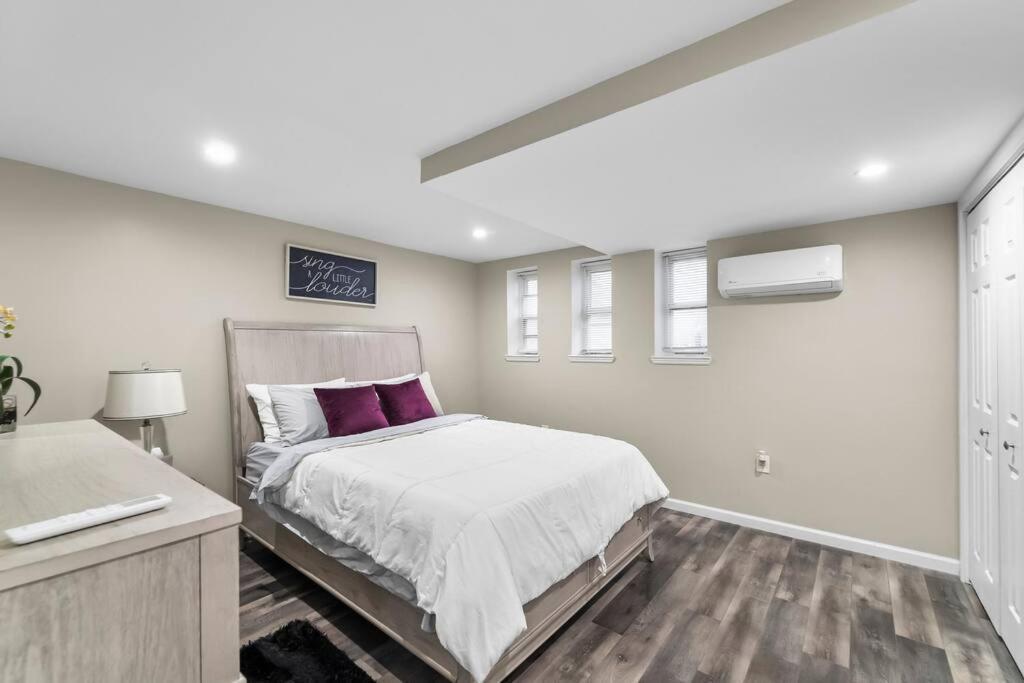 Elegant 1-br Apartment *
