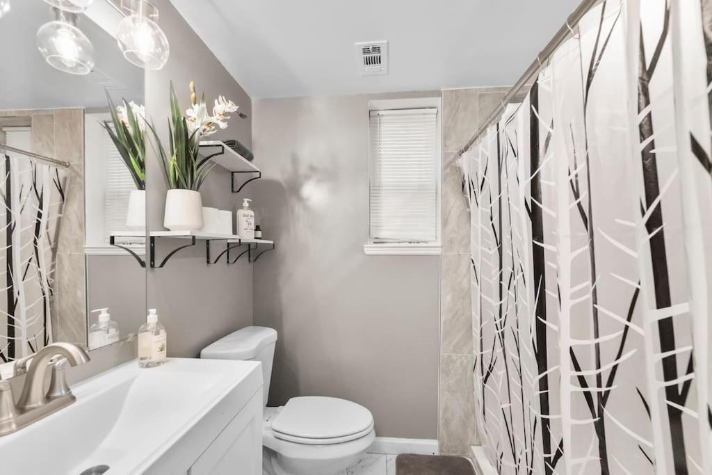 Elegant 1-br Apartment *