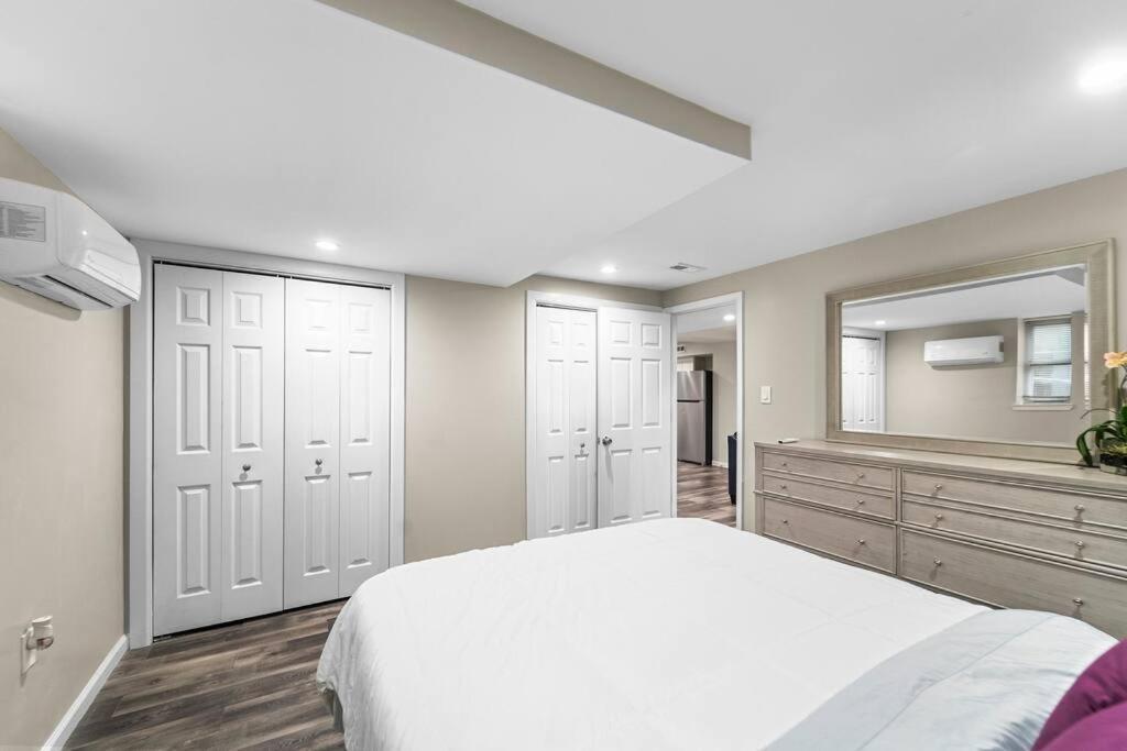 Elegant 1-br * Silver Spring